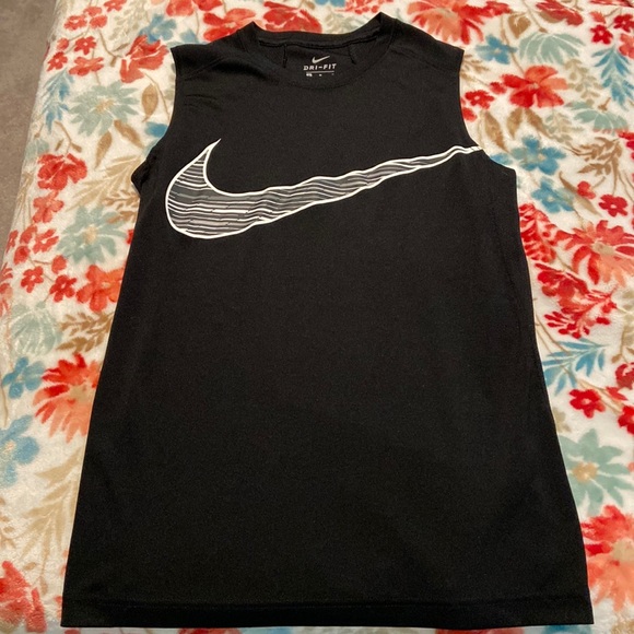Nike Dri-fit tank - Picture 1 of 5